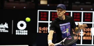 Sinner, ‘rinascita’ al Six Kings Slam. Jannik torna in campo senza manicotto