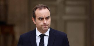 Francia, il primo ministro Lecornu si è dimesso: “Non ci sono le condizioni per governare”