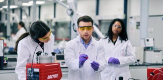 Henkel presentata nuova gamma adesivi innovativi per dispositivi medici