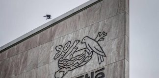 “Non consumare il prodotto”, Nestlé ritira alcuni lotti di latte per neonati: ecco quali