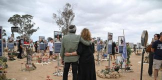 Sopravvissuto al massacro del 7 ottobre, si toglie la vita: “Perdonatemi, non ce la faccio più”