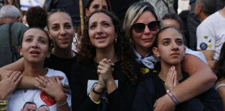 Gaza, liberati gli ultimi ostaggi israeliani in vita: chi sono