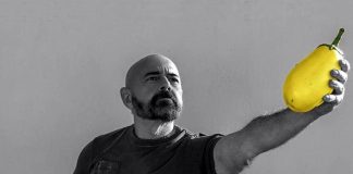 Il graffio musicale di Peppi Nocera: ‘Mi fanno male i capelli’ e la sinistra a Capalbio
