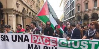 L’accordo su Gaza non ferma i cortei in Italia: manifestazioni a Milano, Torino e Bologna