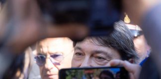 Attentato a Ranucci, il giornalista: “Bomba per zittire Report? Obiettivo sbagliato”