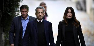 Sarkozy in carcere da oggi: “Sono innocente, verità trionferà”