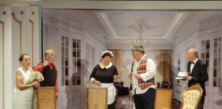 La commedia dialettale “Na furtuna sfaciada” sabato in teatro a Montanara