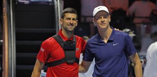 Djokovic si ‘inchina’ a Sinner: “Troppo forte, mi ha preso a calci nel c…”