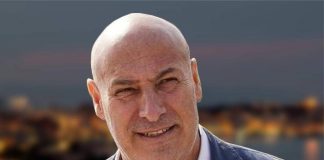 Crotone, il sindaco si dimette dopo aver aggredito con calci e pugni un consigliere comunale
