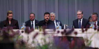 Russia: “Risposta appropriata se Tomahawk a Ucraina”. Zelensky: “Mosca può violare spazio aereo ovunque in Europa”
