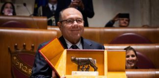 Carlo Verdone sindaco di Roma, la giornata finisce con la Lupa Capitolina