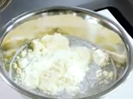 Latte in polvere ritirato per botulino, il Ministero: “Venduto su Amazon, non utilizzarlo”