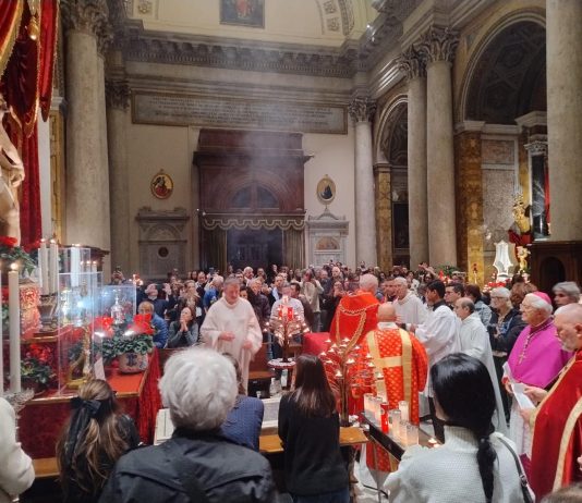Un abbraccio di fede a Roma: Santuario gremito per accogliere la Reliquia mantovana