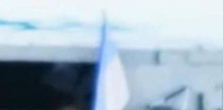 Battaglia infinita per Pokrovsk, issata la bandiera ucraina. Russia cerca la spallata con nuova tattica