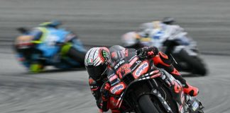 Gp Valencia, Bezzecchi vince ultimo appuntamento mondiale