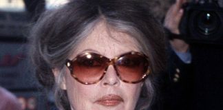 Brigitte Bardot resta ricoverata in ospedale, apprensione dei fan per la dive 91enne