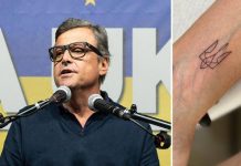 Calenda e il tatuaggio per l’Ucraina: “Segno di vicinanza, ho un legame forte”