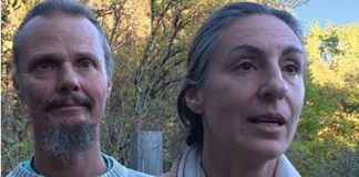 Chieti, bimbi allontanati dal bosco: “Vivevano in un rudere, a rischio integrità fisica e psichica”