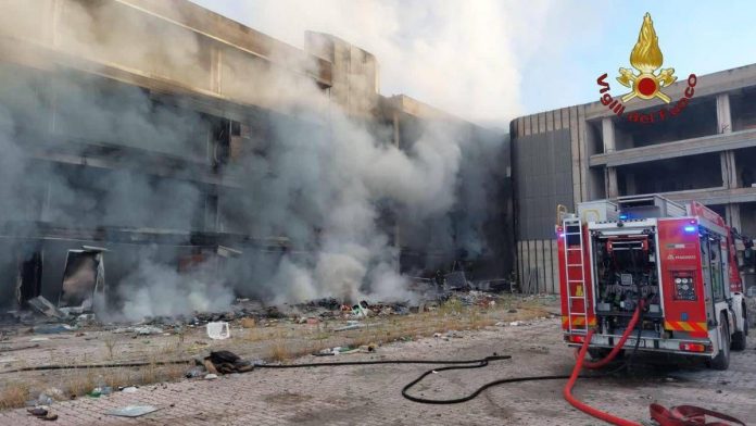 incendio_tor_sapienza