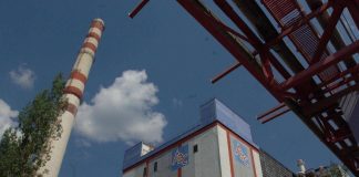 Ucraina attacca siti industriali, Russia: “Due morti a Samara, 3mila al buio nel Kursk”