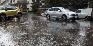 Maltempo in Italia, allerta meteo arancione su Campania e Toscana oggi