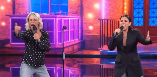 Tu si que vales, Emma canta e Maria De Filippi la imita: la gag esilarante