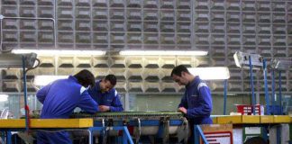 Metalmeccanici, firmato rinnovo contratto: aumento salari di 205 euro