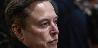 Tesla, bonus da 1000 miliardi di dollari a Elon Musk: via libera azionisti
