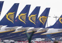 Ryanair, stop ai biglietti cartacei: da mercoledì carte d’imbarco solo digitali