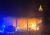 San Benedetto, 300 rotoballe in fiamme: sul posto tre squadre dei Vigili del Fuoco