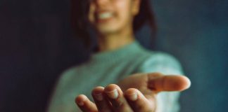 “Un paziente adolescente su 2 si perde nel passaggio alle cure da adulti”, l’alert degli psichiatri
