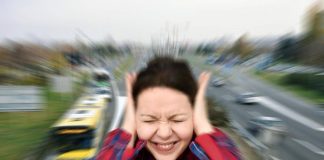 Sei stressato? In arrivo il test delle unghie per misurarlo e il metodo per uscirne