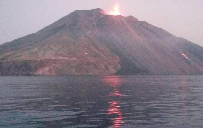 stromboli_alba_fg