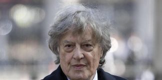 Addio al drammaturgo Tom Stoppard, premio Oscar per ‘Shakespeare in Love’
