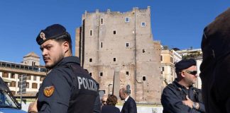 Crollo Torre dei Conti, lutto cittadino oggi a Roma per operaio morto