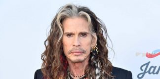 Steven Tyler diffida il borgo calabrese dei nonni: “Per il museo del rock non usino il mio nome”