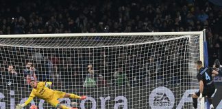 Napoli ai quarti di Coppa Italia, il Cagliari si arrende ai rigori
