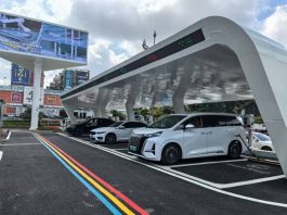 Veicoli elettrici, in Cina più di 19 milioni di colonnine di ricarica