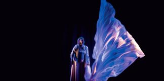 Viadana, al Teatro Vittoria parte la nuova rassegna: Lella Costa inaugura con “Otello”