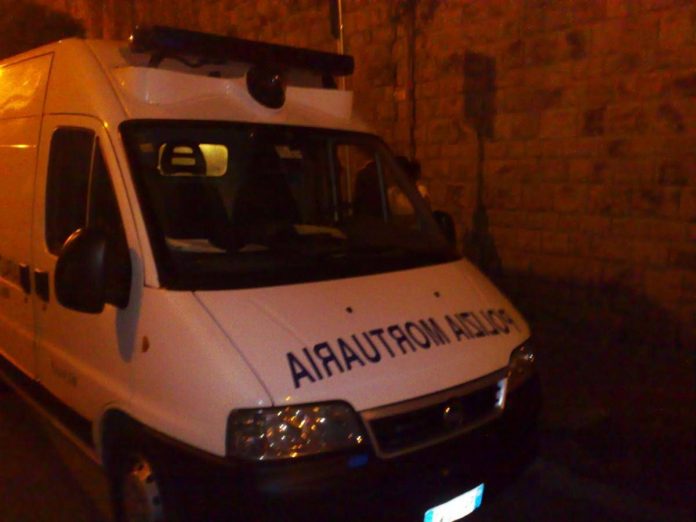 ambulanza_polizia_mortuaria_adn
