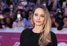 Angelina Jolie mostra le cicatrici della mastectomia: il messaggio per le donne