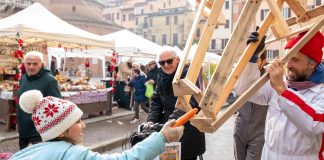 “Aspettando Santa Lucia”: cantiere artistico sul Lungorio e poi la sfilata con l’asinello