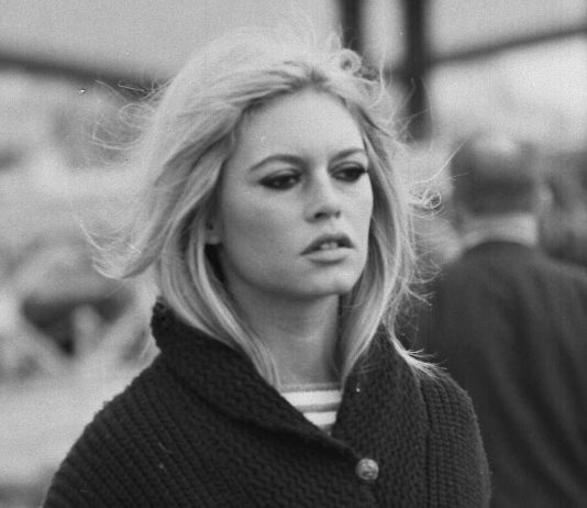 Brigitte Bardot, una vita tra amori travolgenti e cuori infranti