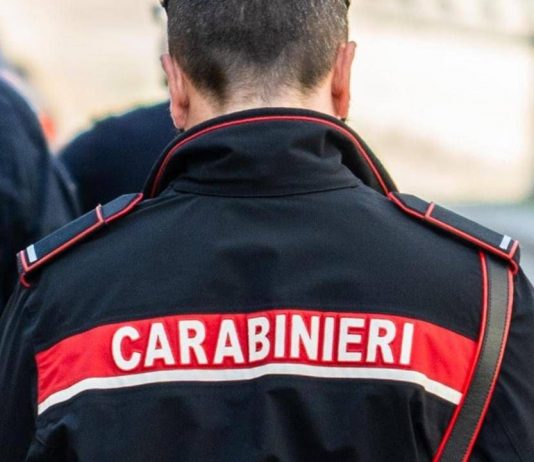 Non risponde alla sorella, la trovano senza vita in casa. Scatta l’inchiesta dei carabinieri
