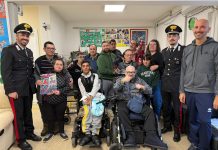 Gonzaga, i Carabinieri portano gli auguri di Natale al Centro educativo “Il Ponte”