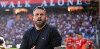 De Rossi all’Olimpico per Roma-Genoa, il legame con i tifosi e un torto difficile da sanare