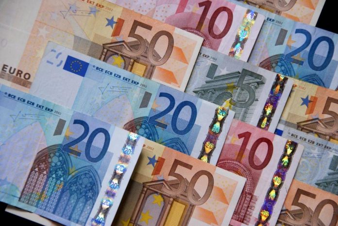 euro_banconote_123rf_free