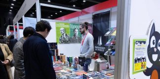 Più libri più liberi, tanti in fila davanti allo stand di ‘Passaggio al Bosco’. E anche Giannini dà forfait