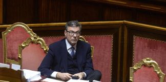 Manovra, Senato al voto. Cancellate 5 misure, via norma su lavoratori sottopagati