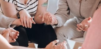 Mantova, al via i nuovi gruppi di sostegno per familiari di persone con demenza